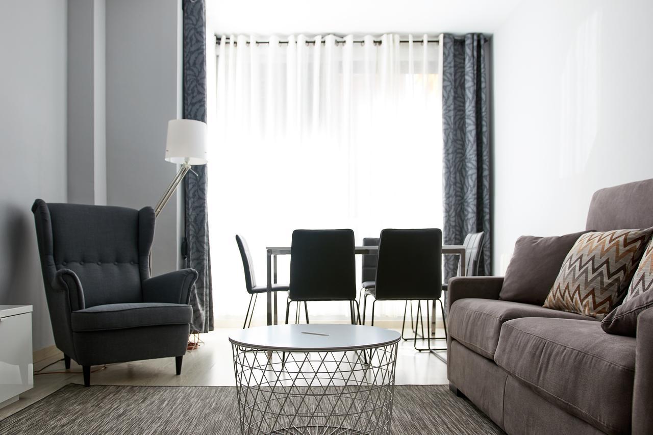 Alcam Lesseps Apartment บาร์เซโลนา ภายนอก รูปภาพ